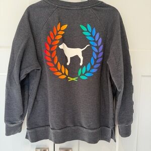 Victoria’s Secret PINK Gray Crewneck Sweatshirt M Rainbow Logo